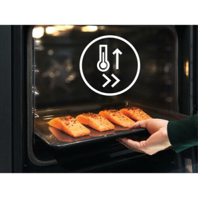 Электрический духовой шкаф Electrolux EOE7C31X