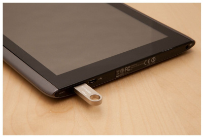 USB накопитель 32Gb Kingston DataTraveler SE9 G2 Silver