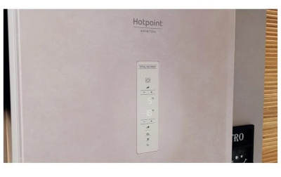 Холодильник Hotpoint HTS 7200 M O3