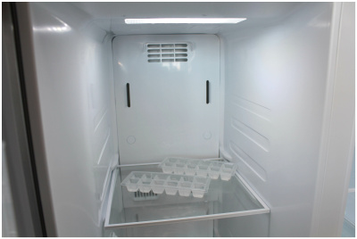 Холодильник Бирюса SBS 587 BG