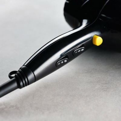 Фен Scarlett SC-HD70I18 черный