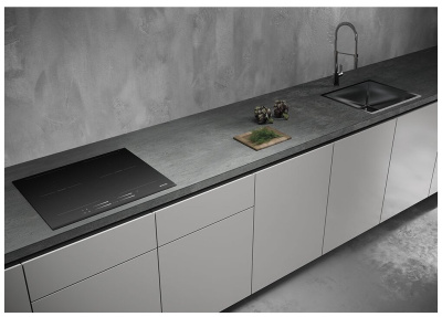 Индукционная варочная поверхность Smeg SI2M7643B