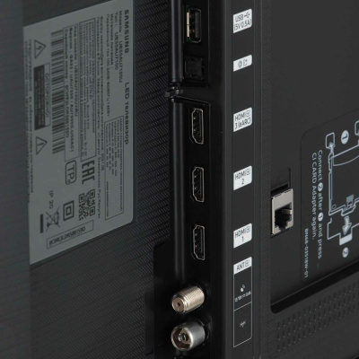 ЖК-телевизор Samsung UE50AU7100U