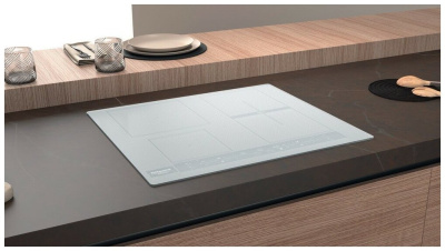 Индукционная варочная поверхность Hotpoint-Ariston HB 8460B NE/W