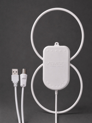 Антенна комнатная DIVISAT Волжанка TWIN активная USB с присоской (5м)